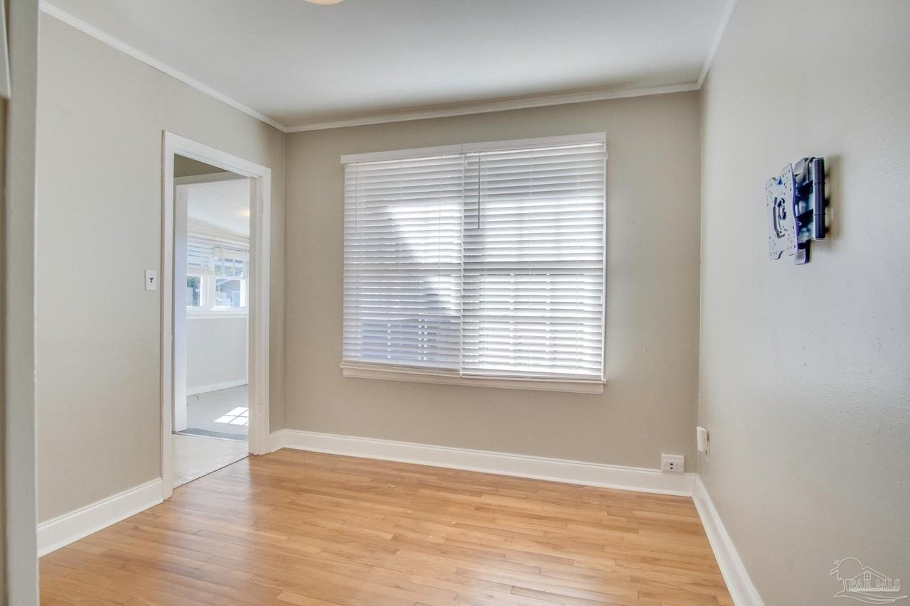 2303 N 20th Ave - Photo 6 of 19