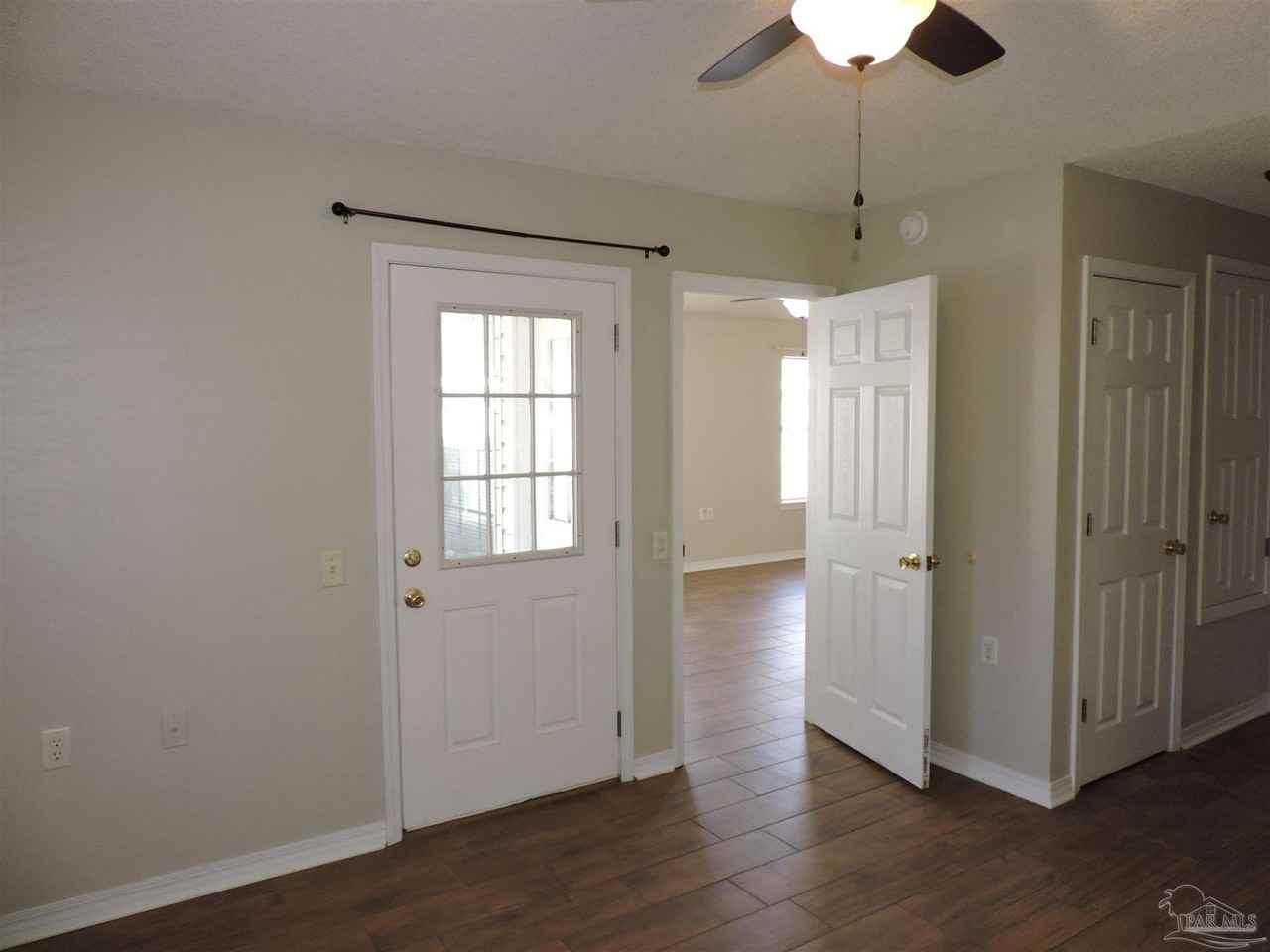 4058 Glenway Dr - Photo 6 of 22