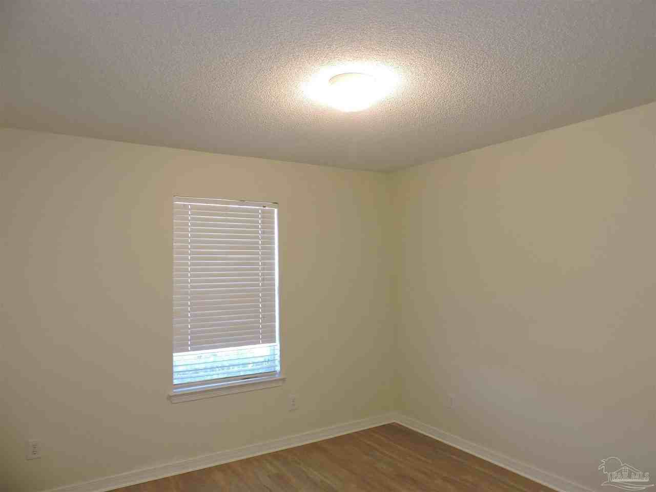 6837 Fort Deposit Dr - Photo 6 of 37