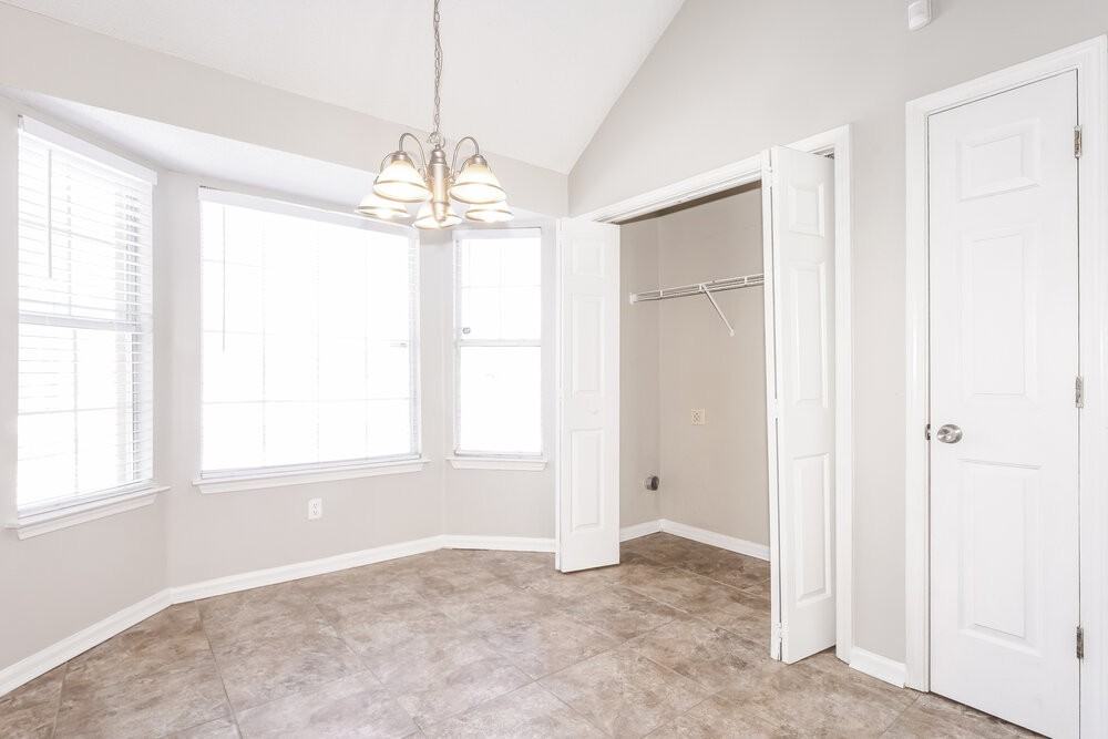 5596 Walden Valley Cv - Photo 6 of 16