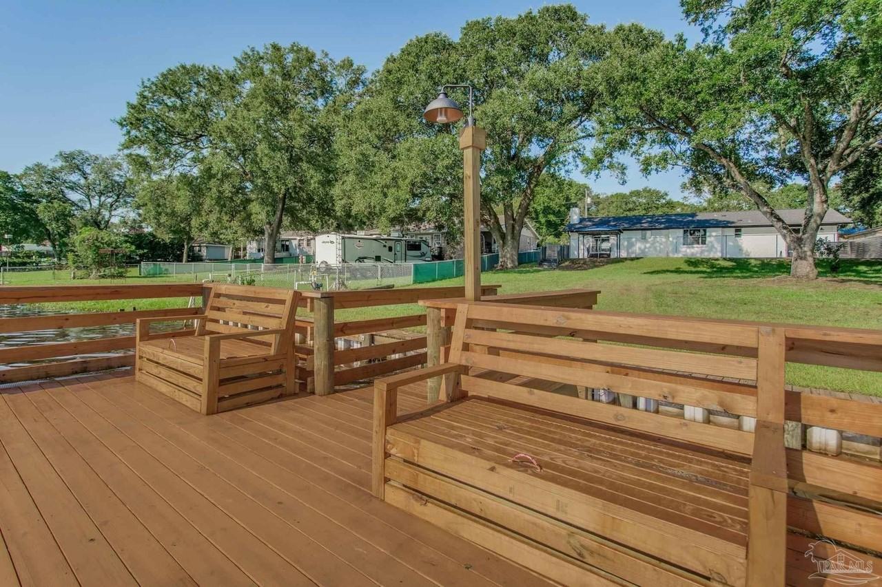 5894 W Shore Dr - Photo 7 of 37