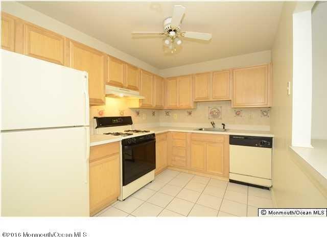 502 Wedgewood Cir - Photo 3 of 3