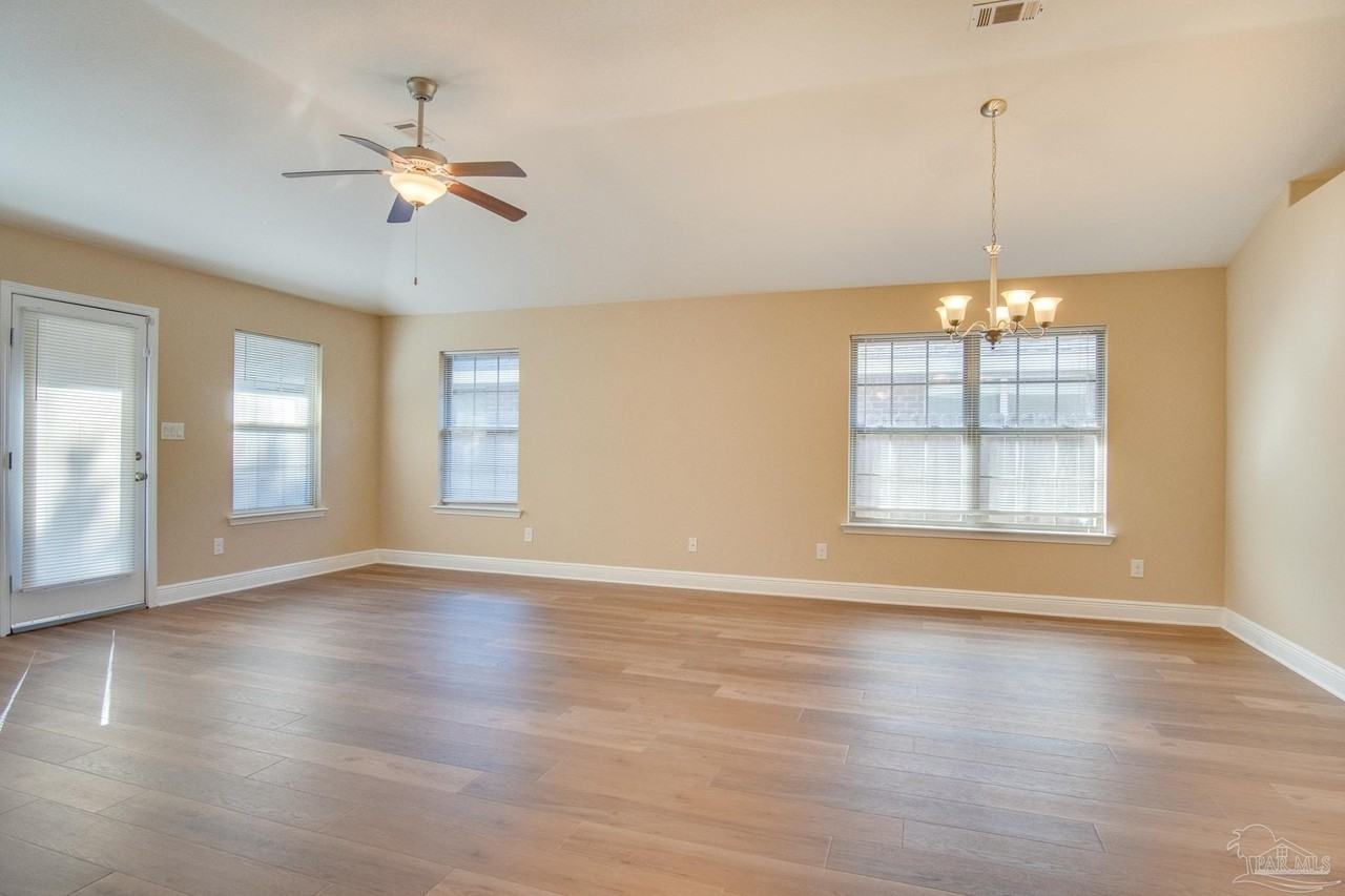 3324 Wasatch Range Loop - Photo 6 of 26