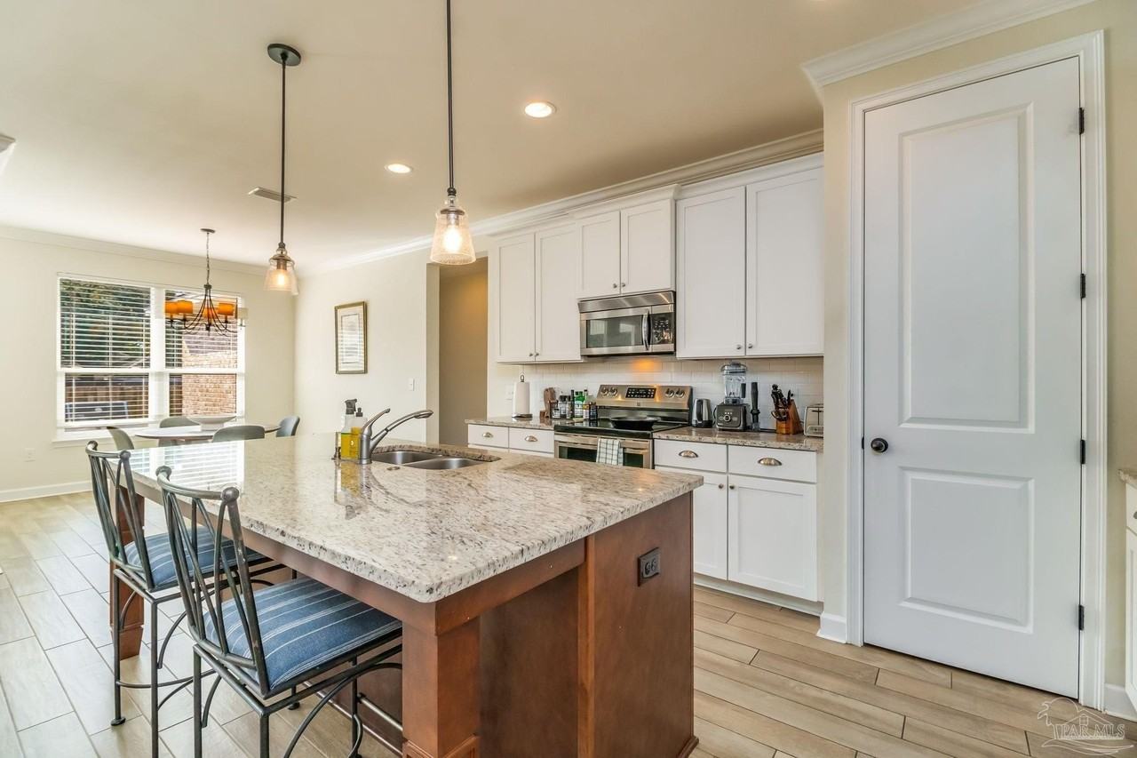 874 Lowery Dr Nw - Photo 4 of 38