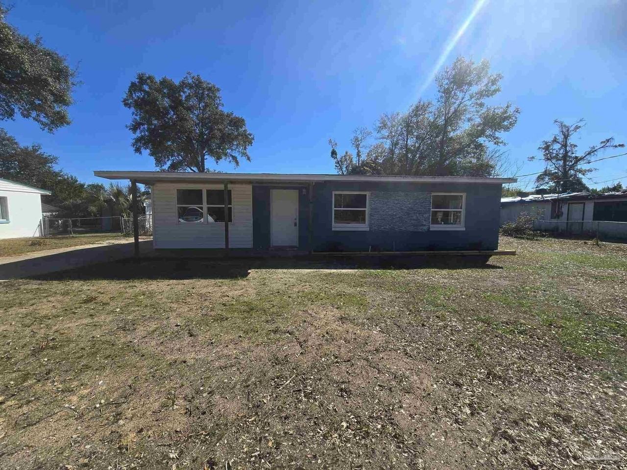 517 Chaseville St - Photo 2 of 15