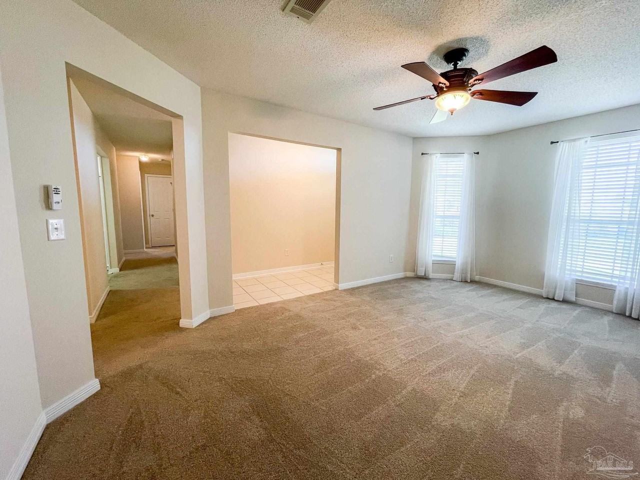 2533 Jibe Dr - Photo 3 of 29