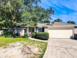 featured image of 412 Bay Oaks Dr