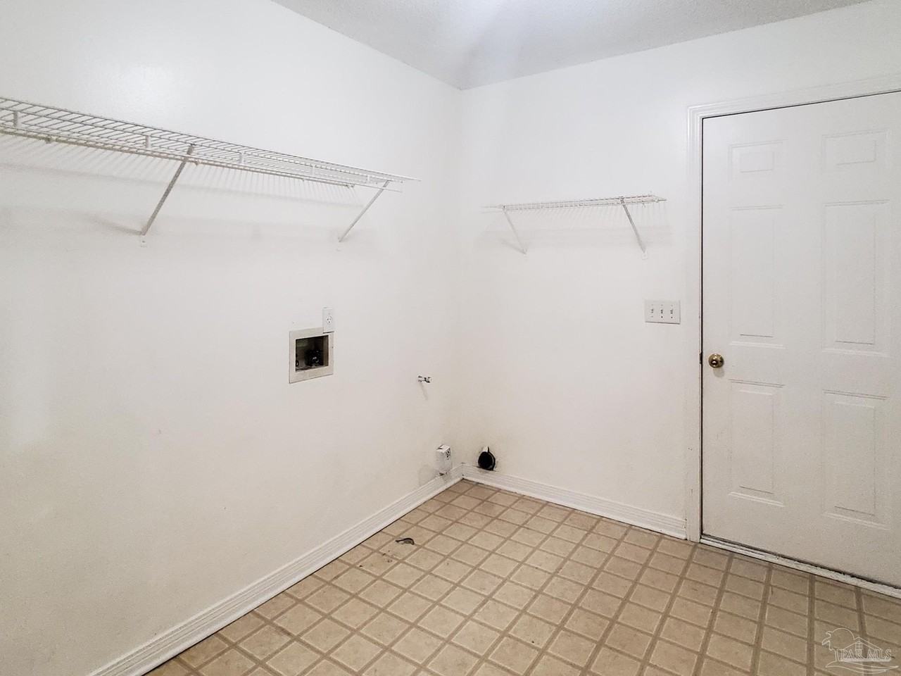 412 Bay Oaks Dr - Photo 5 of 21