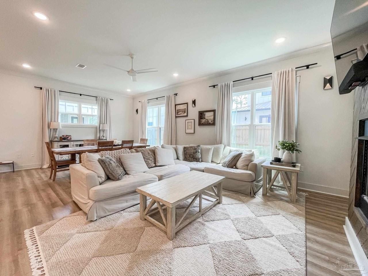 13805 Red Drum Ct - Photo 5 of 47