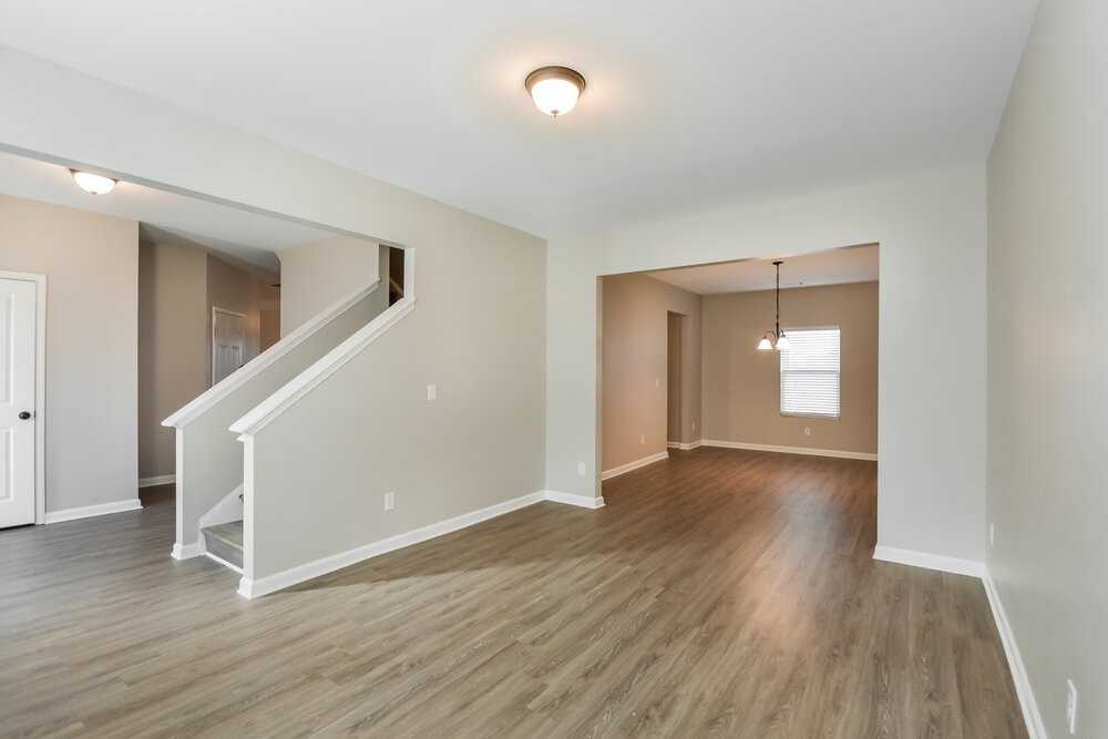 4047 Clay Ct Se - Photo 6 of 20