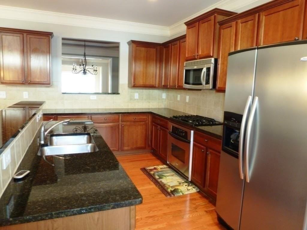 3209 Buck Way - Photo 5 of 29