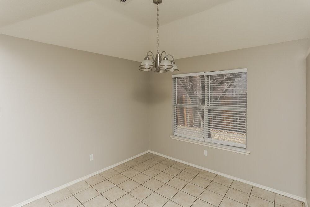 317 W Glen Meadow Dr - Photo 5 of 16