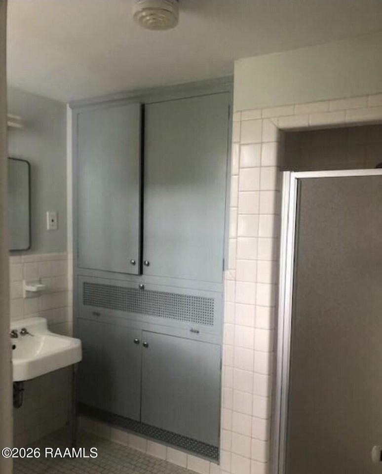 101 Aline St - Photo 7 of 15