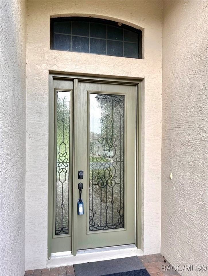 2395 N Brentwood Cir - Photo 2 of 34