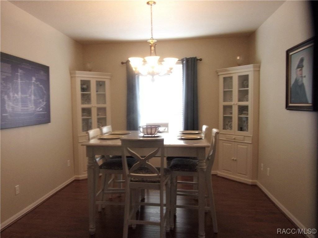 3521 S Belgrave Dr - Photo 7 of 32