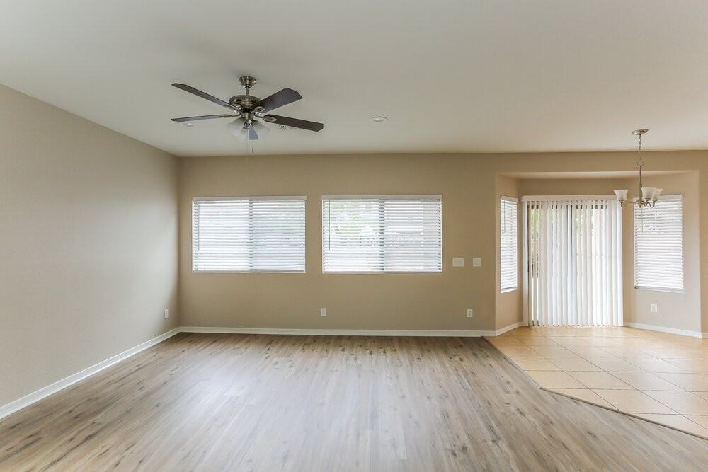 3536 W Paseo Way - Photo 4 of 15