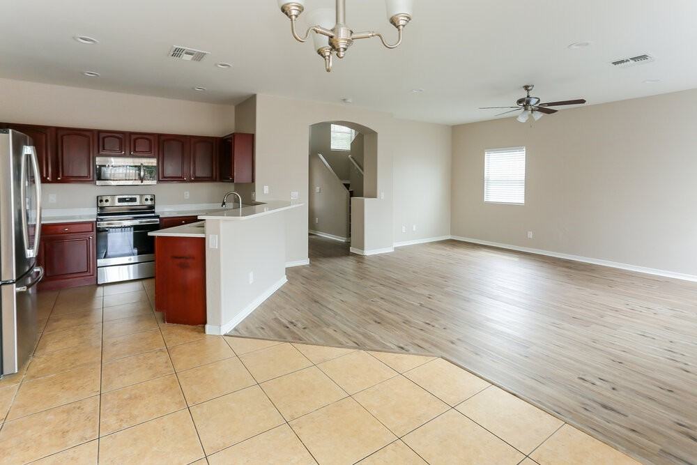 3536 W Paseo Way - Photo 5 of 15