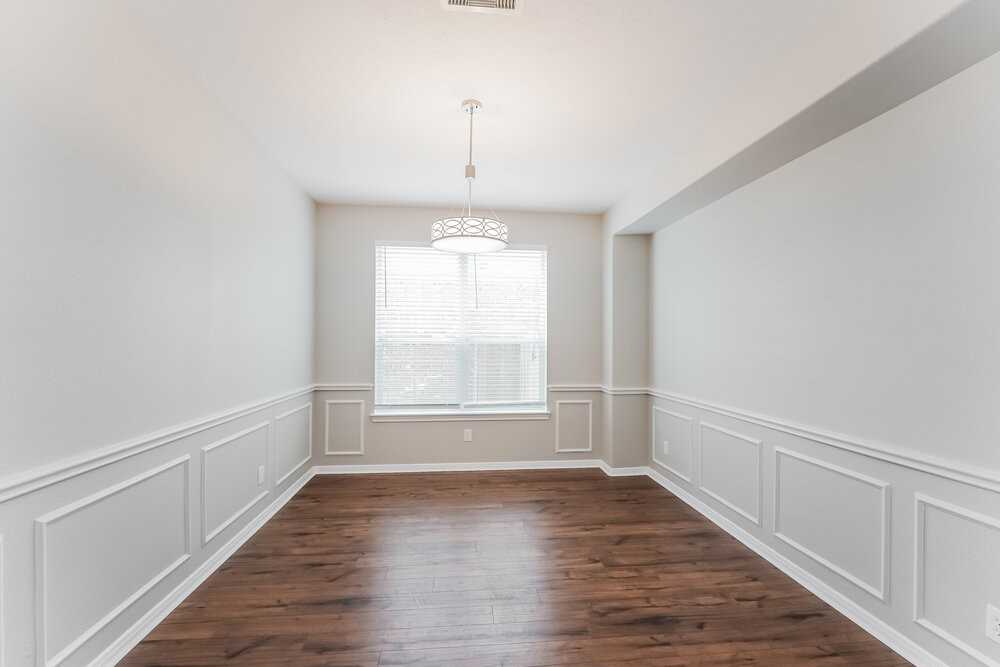 2531 Crystal Shore Dr - Photo 7 of 17