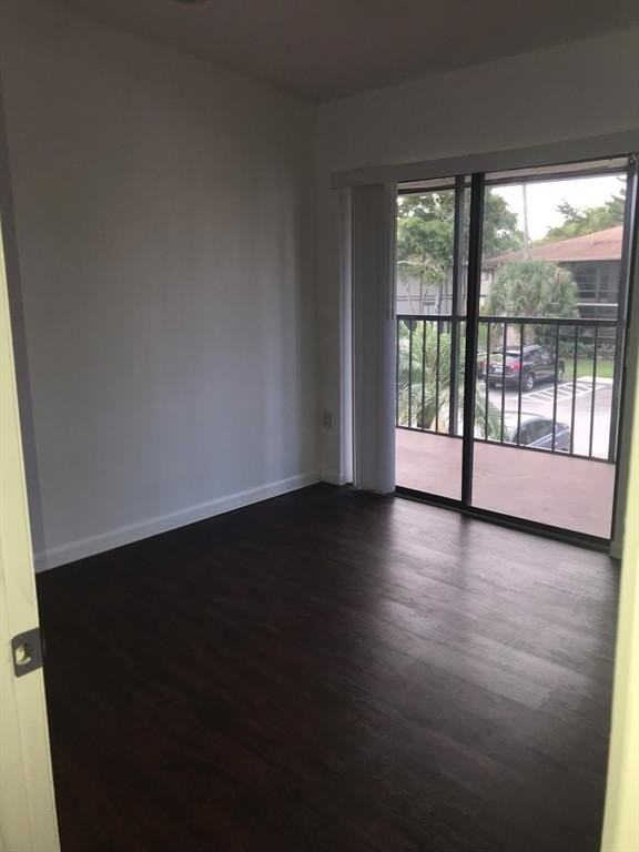 819 Ne 199th St #205 - Photo 6 of 11