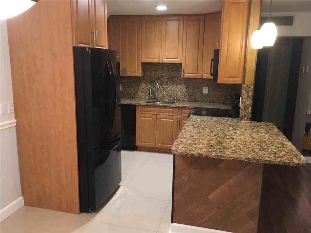 276 Monaco F - Photo 2 of 7