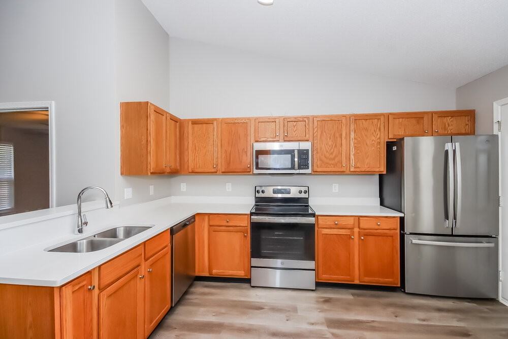 1641 Galesburg St - Photo 7 of 16