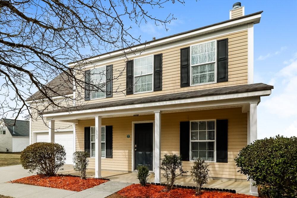 1353 Bray Dr - Photo 5 of 20