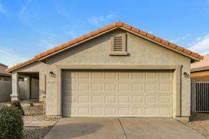 featured image of 2638 E Valencia Dr