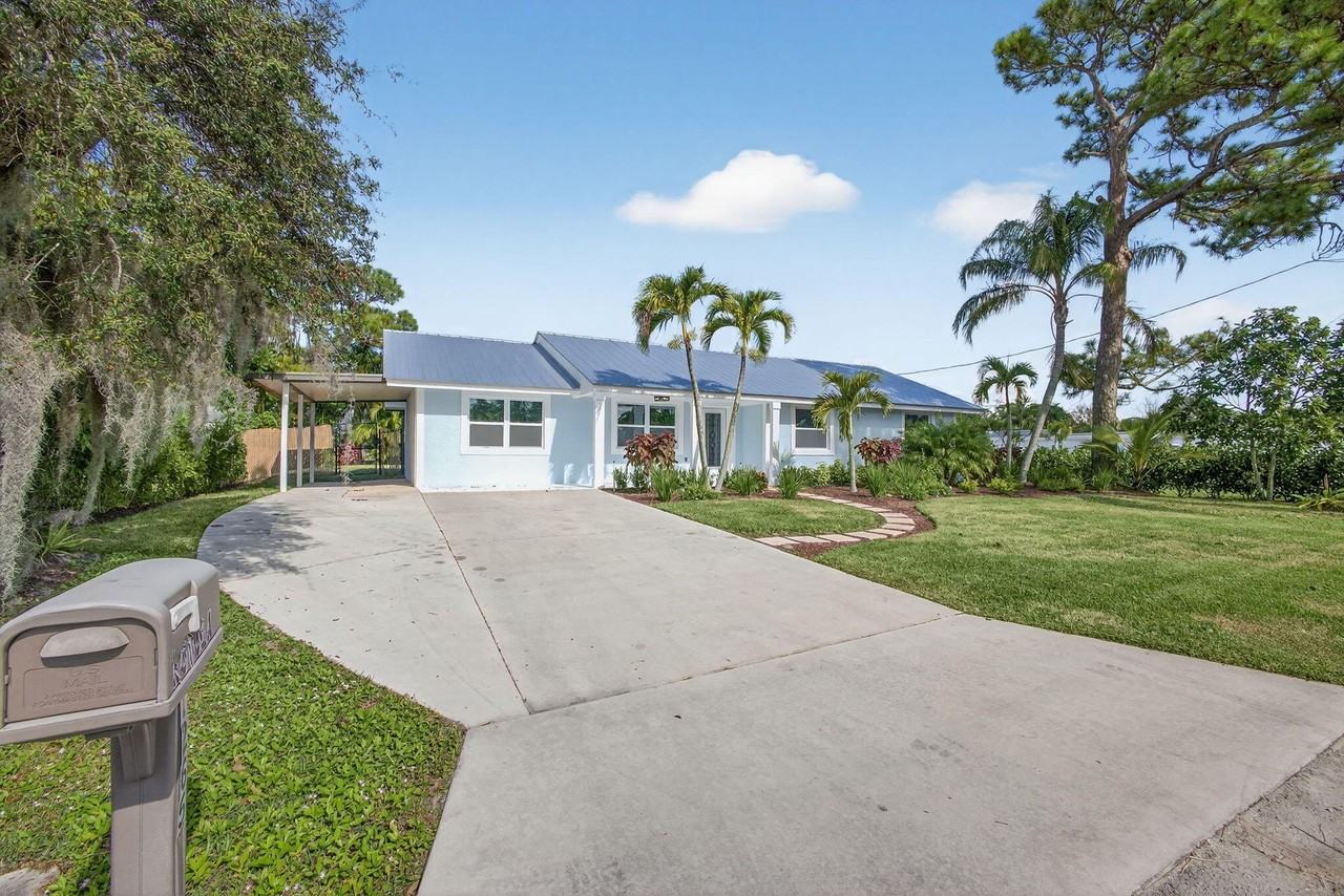 1265 Sw 29th Ter - Photo 2 of 47