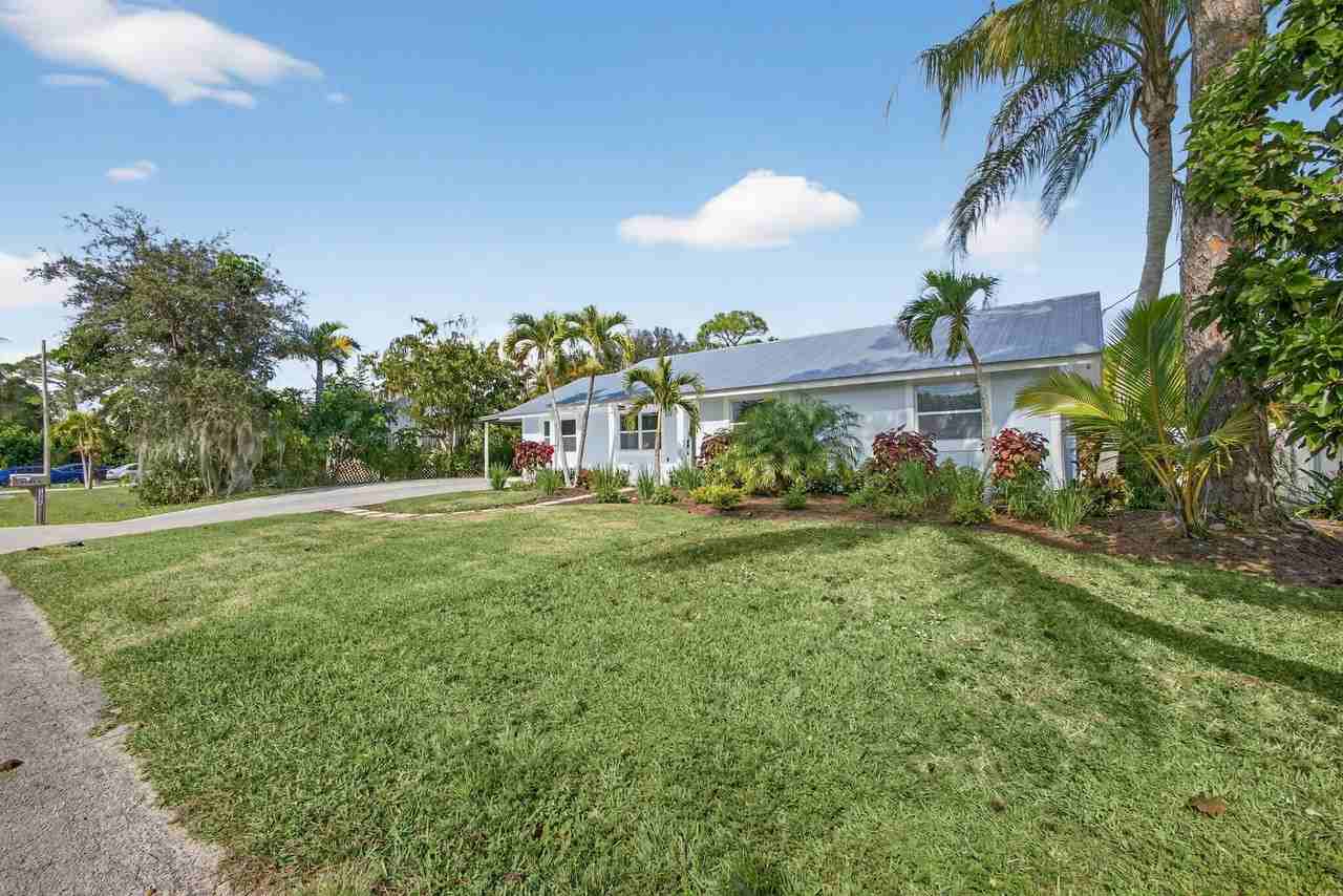 1265 Sw 29th Ter - Photo 3 of 47