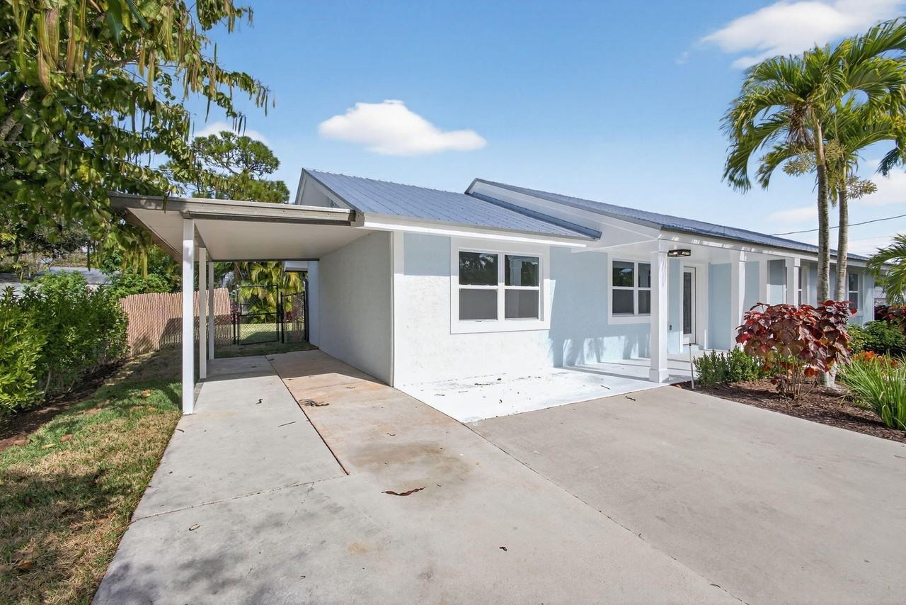 1265 Sw 29th Ter - Photo 6 of 47