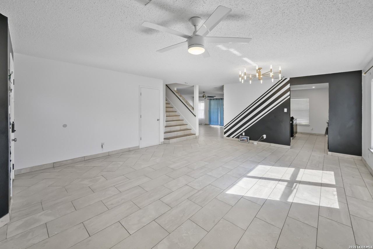 5702 Allbrook - Photo 3 of 21