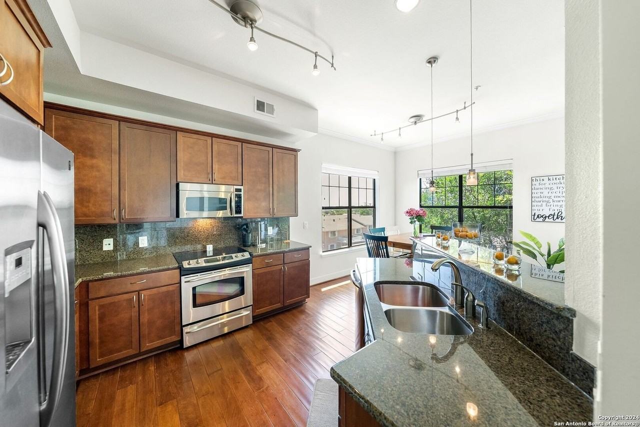 7342 Oak Manor Dr Apt 3307 #3307 - Photo 5 of 41