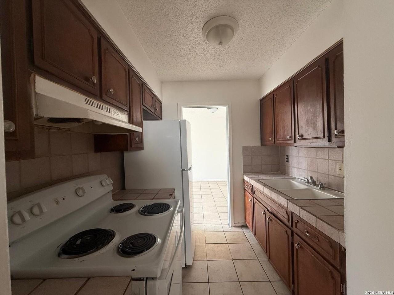 5739 Stiffkey Dr - Photo 6 of 10