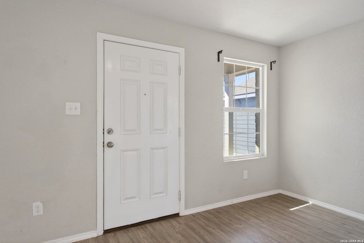 10735 Giacconi Dr - Photo 5 of 26