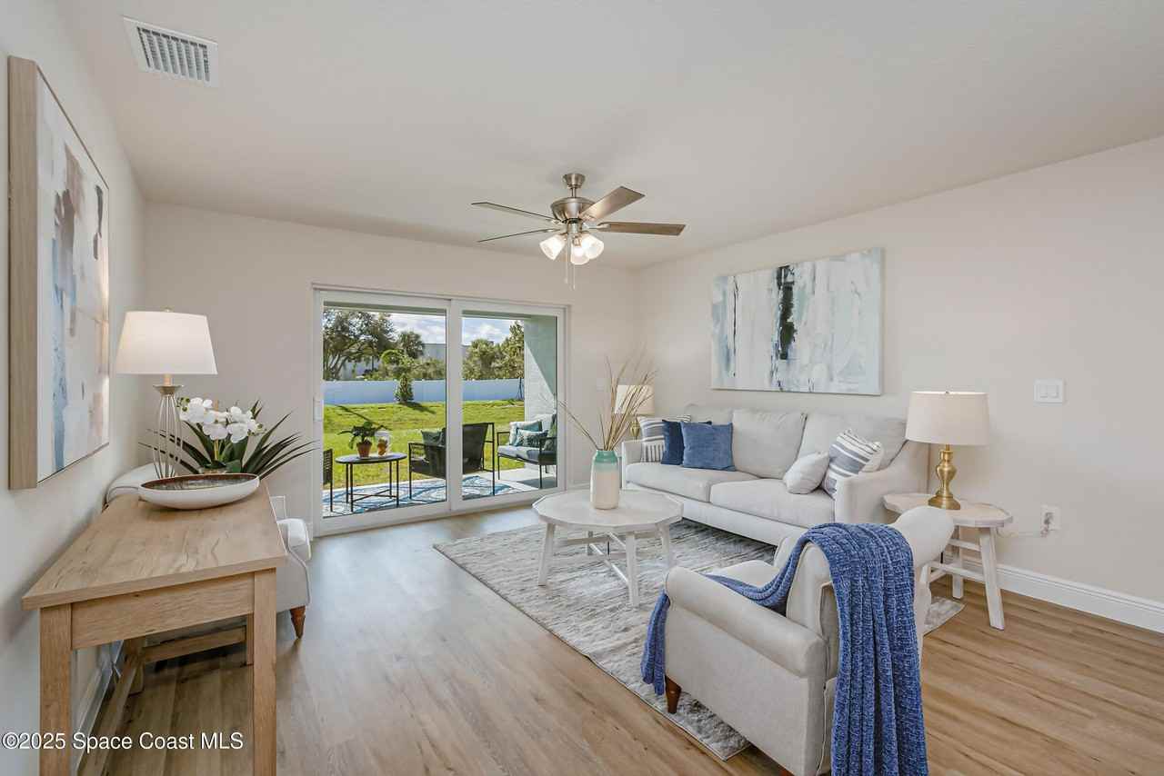 187 Hidden Woods Pl - Photo 3 of 39