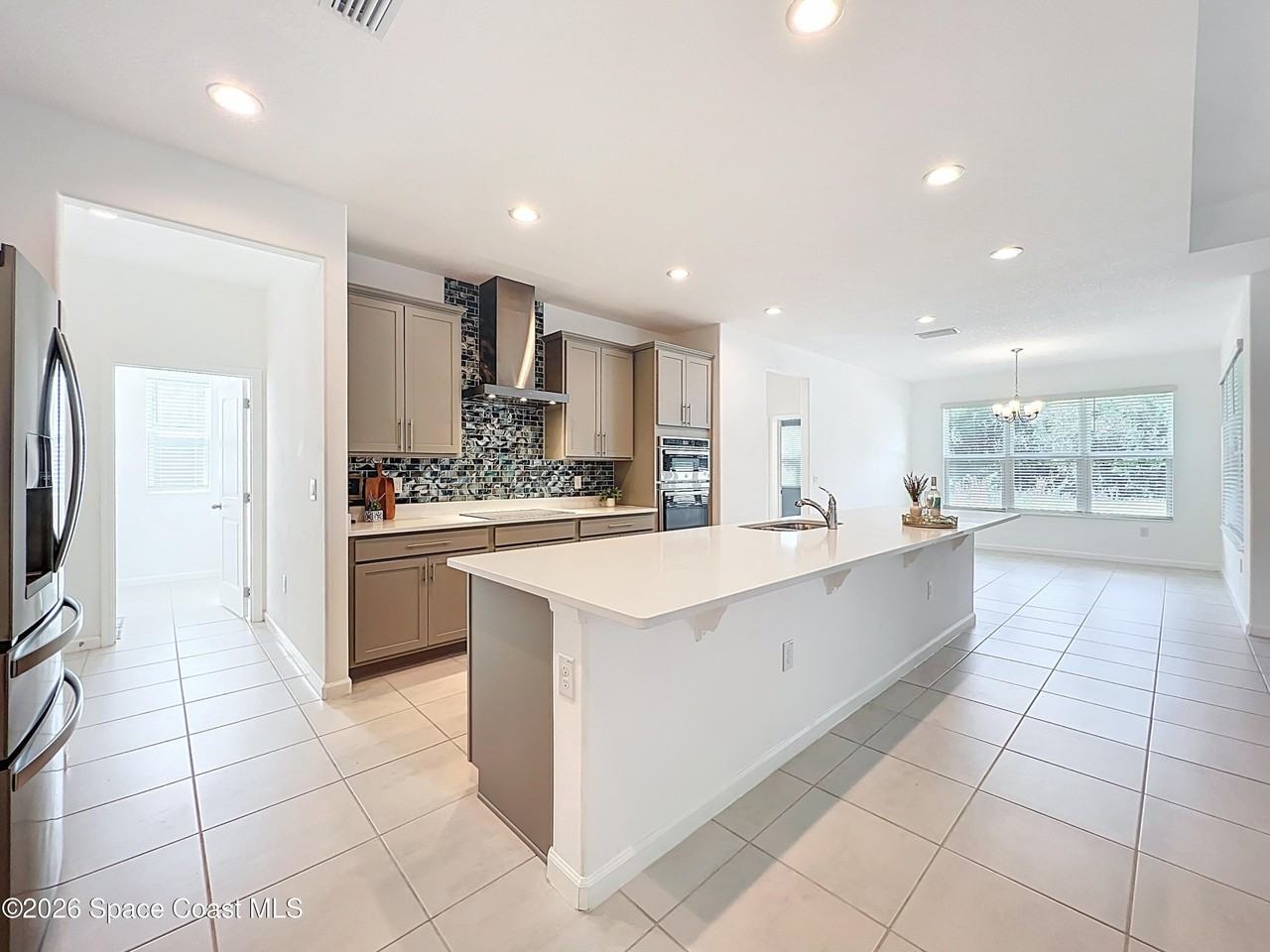 414 Loymer Cir - Photo 7 of 33