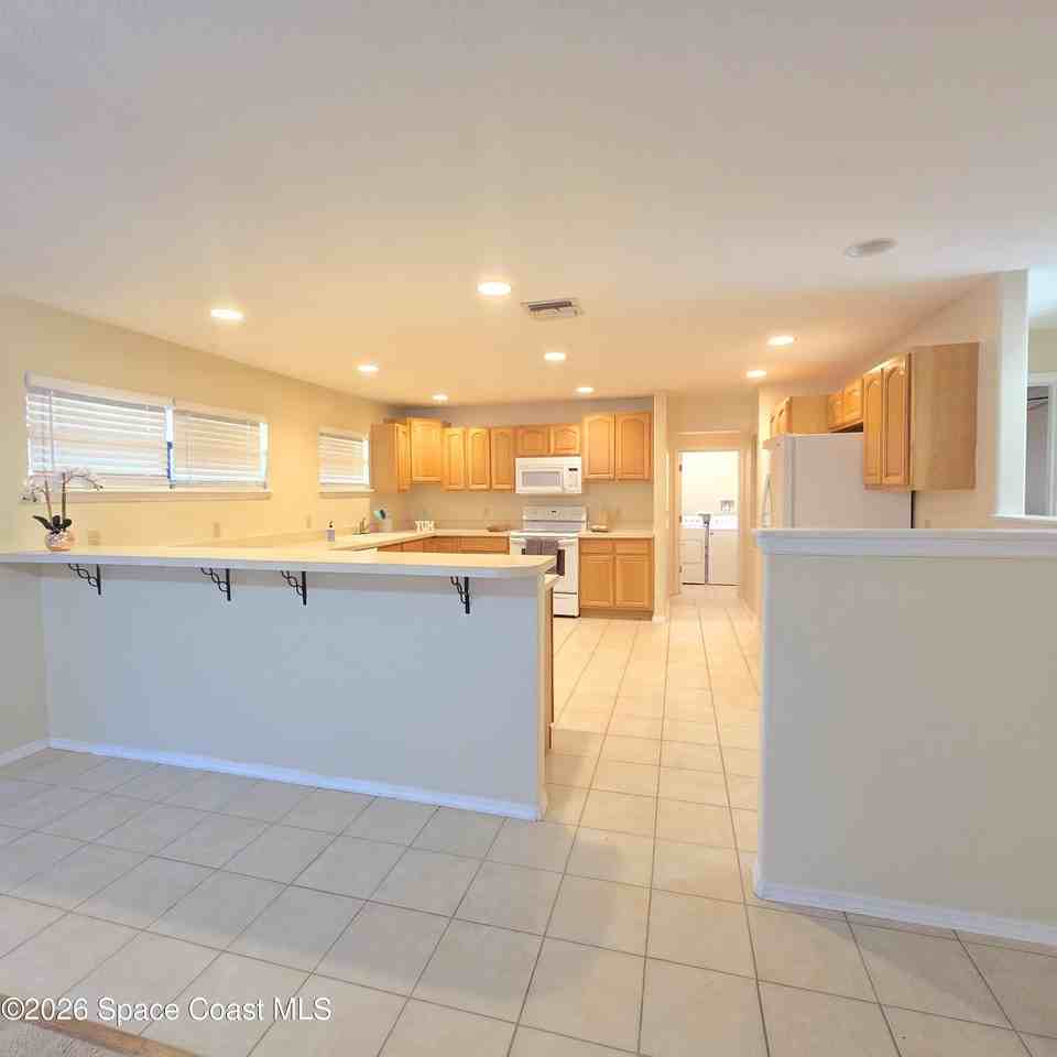 820 Tupelo Dr - Photo 2 of 18