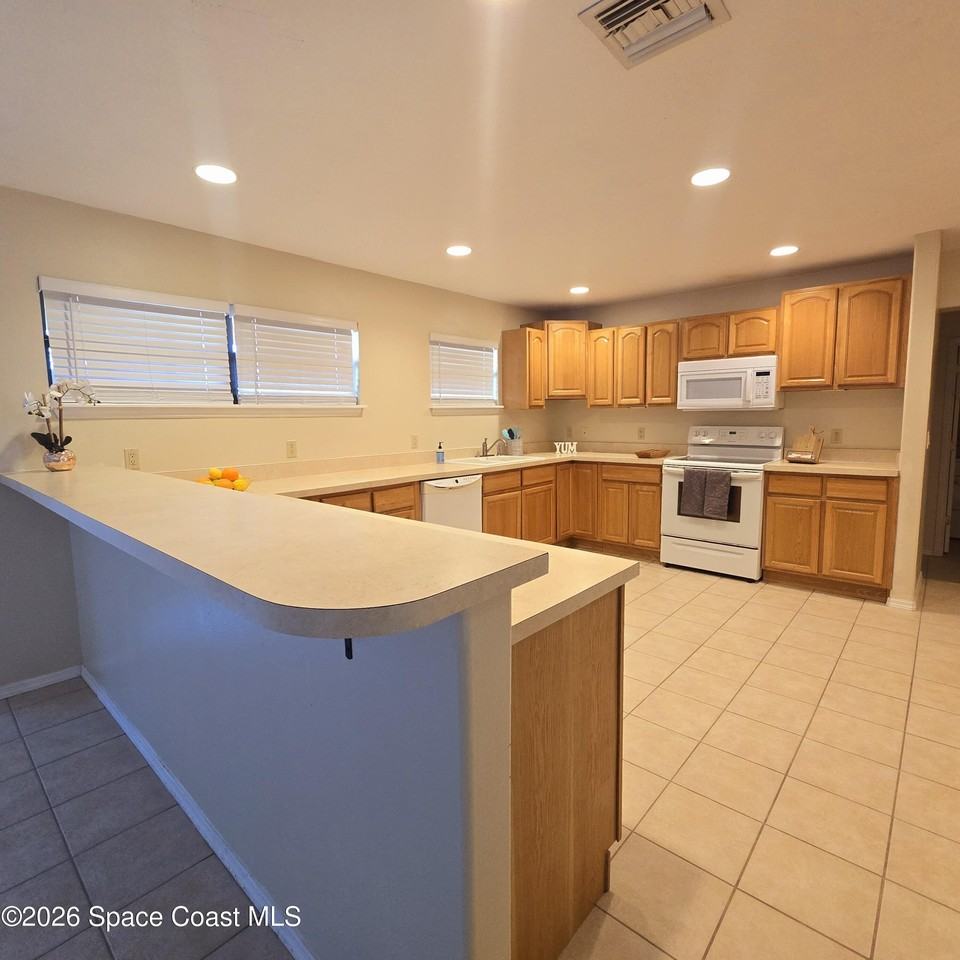 820 Tupelo Dr - Photo 6 of 18