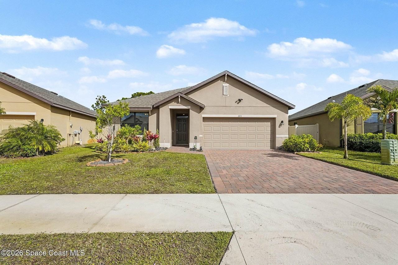 543 Old Country Rd Se - Photo 2 of 29