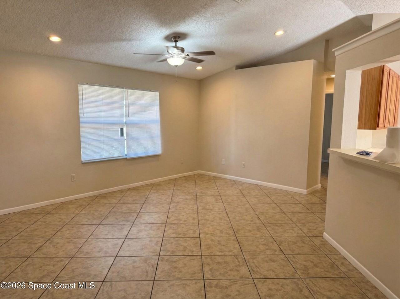 1472 Salerno Ave Se - Photo 4 of 6