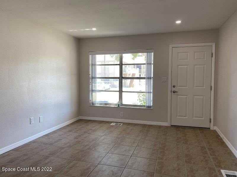 128 Adams Ave Unit 2 #2 - Photo 7 of 20