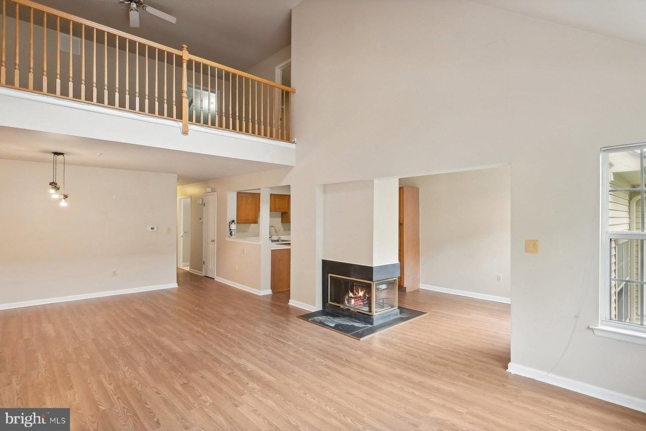 624 Brickhouse Rd - Photo 6 of 35