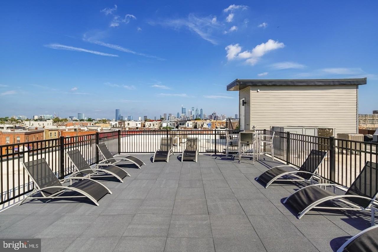 1705 Jackson St Apt 10 #10 - Photo 6 of 7