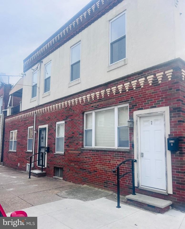 2601 S Colorado St - Photo 2 of 9