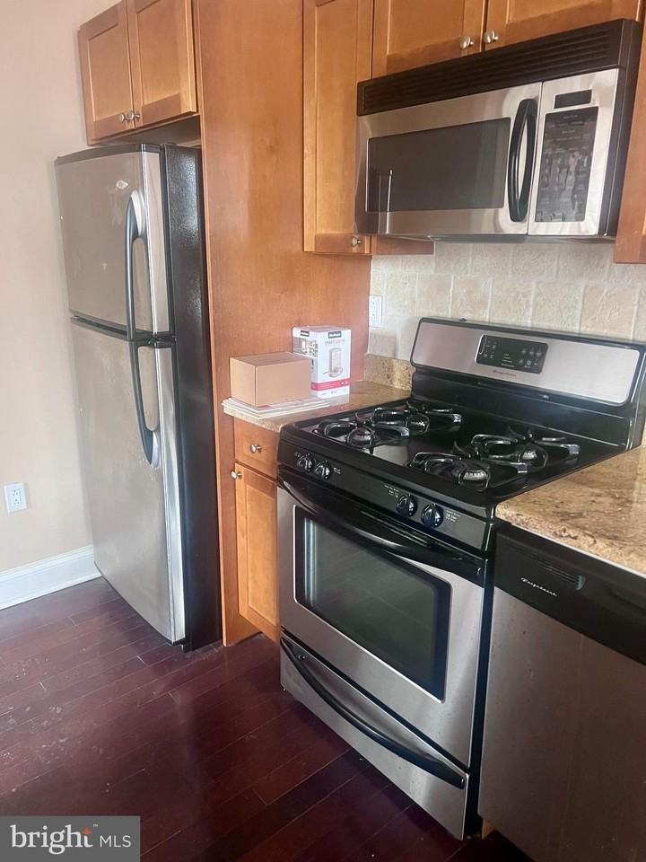 2601 S Colorado St - Photo 7 of 9