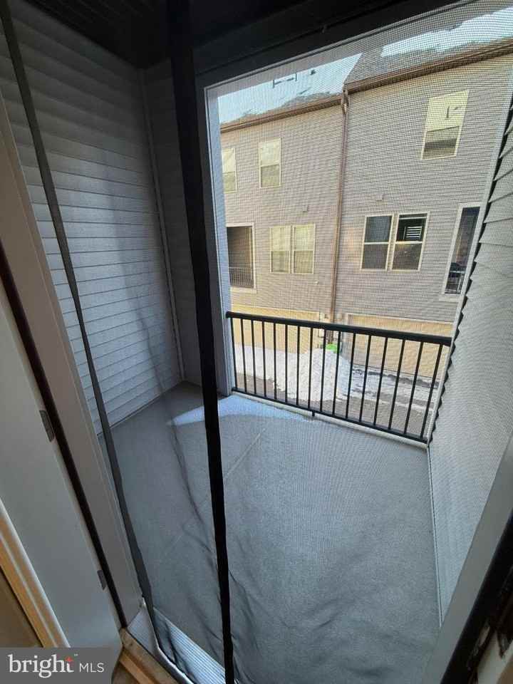 2108 Acadia Rd - Photo 4 of 21