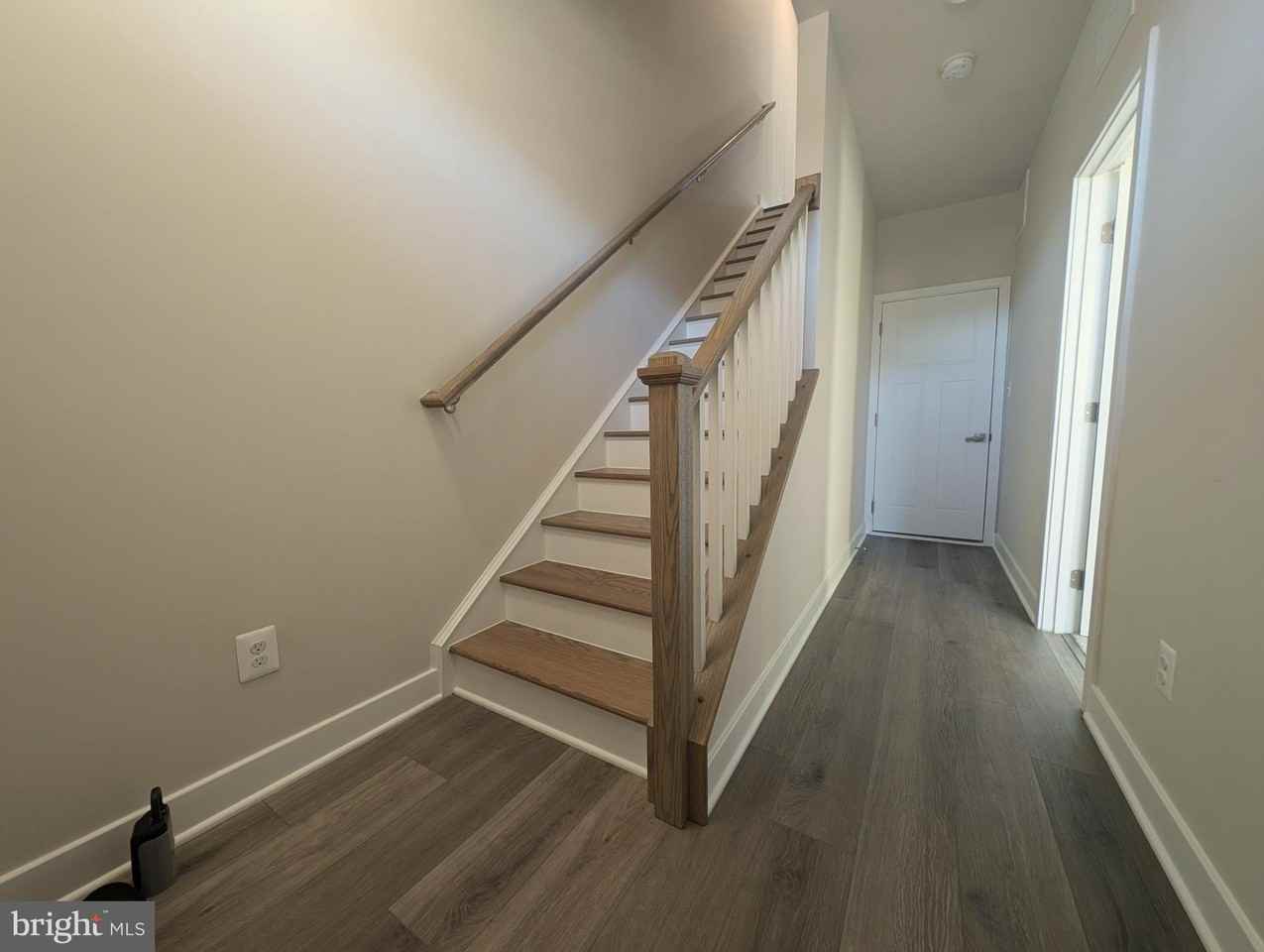 14024 Sunrise Valley Dr - Photo 2 of 35