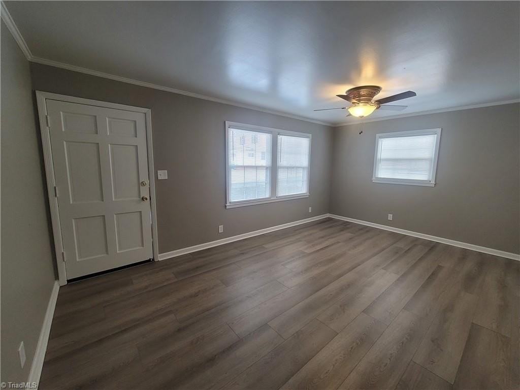 106 Wall St - Photo 2 of 13