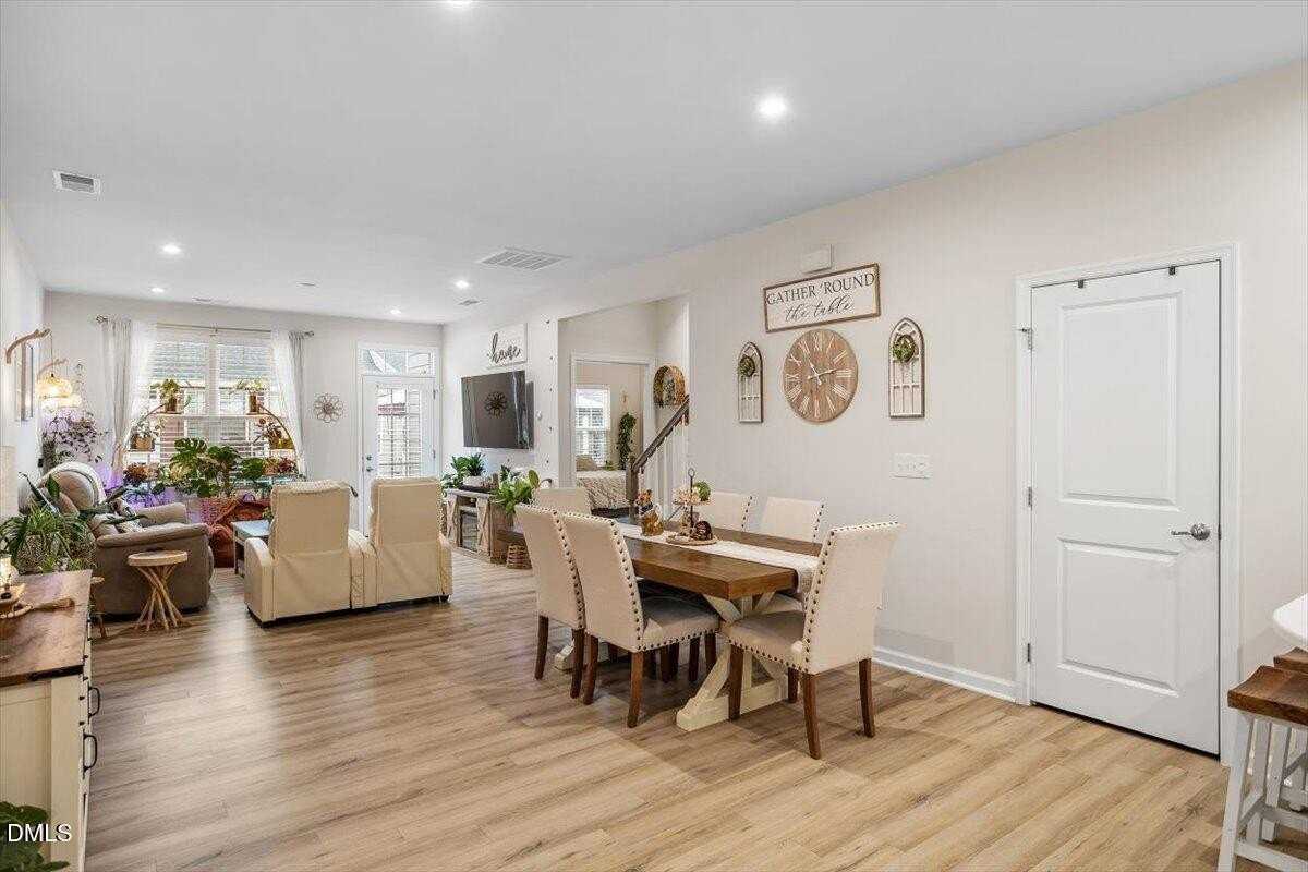 156 Brier Ridge Dr - Photo 5 of 35