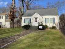 376 Dexter Dr - Photo 1 of 1